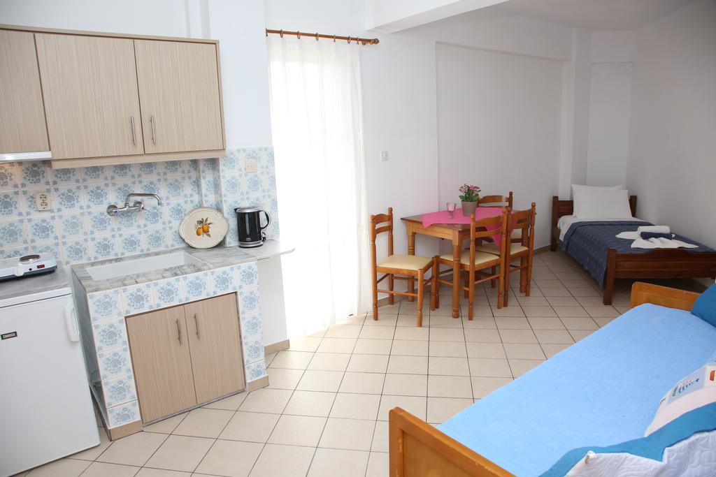 Kastoria Hotel Apartments Hanioti Bilik gambar