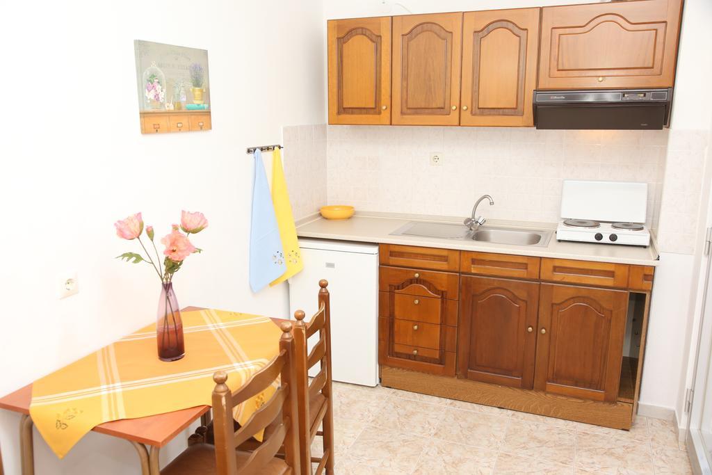Kastoria Hotel Apartments Hanioti Bilik gambar
