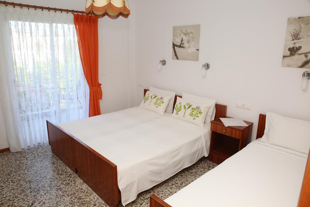 Kastoria Hotel Apartments Hanioti Bilik gambar